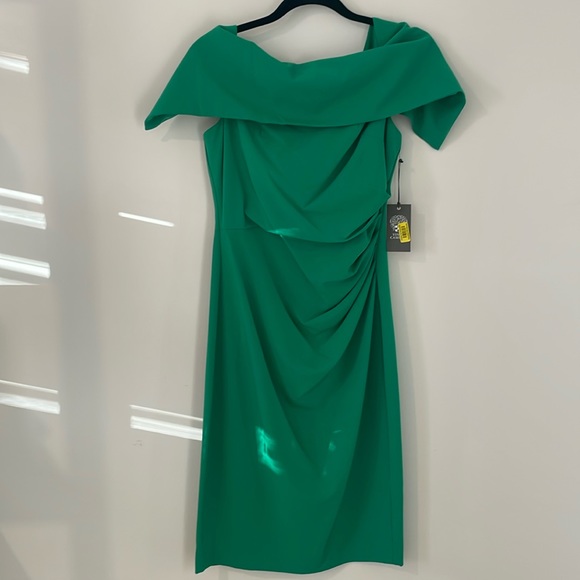NWT Vince Camuto Kelly Green Fitted Dress - Picture 3 of 11